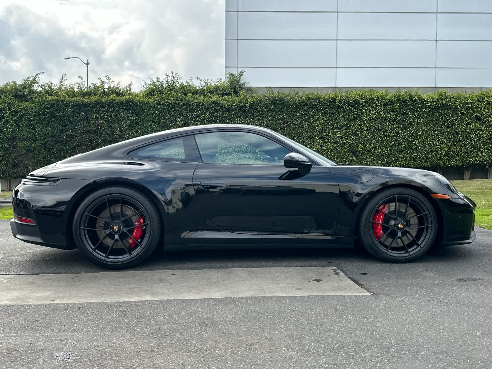 Thumbnail: 2026 Porsche 911 - 8