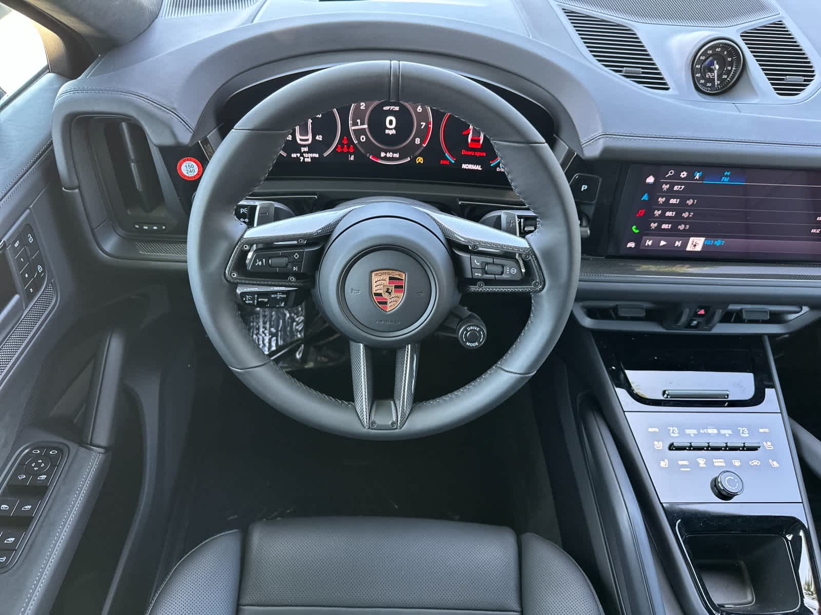 Thumbnail: 2026 Porsche Cayenne - 15