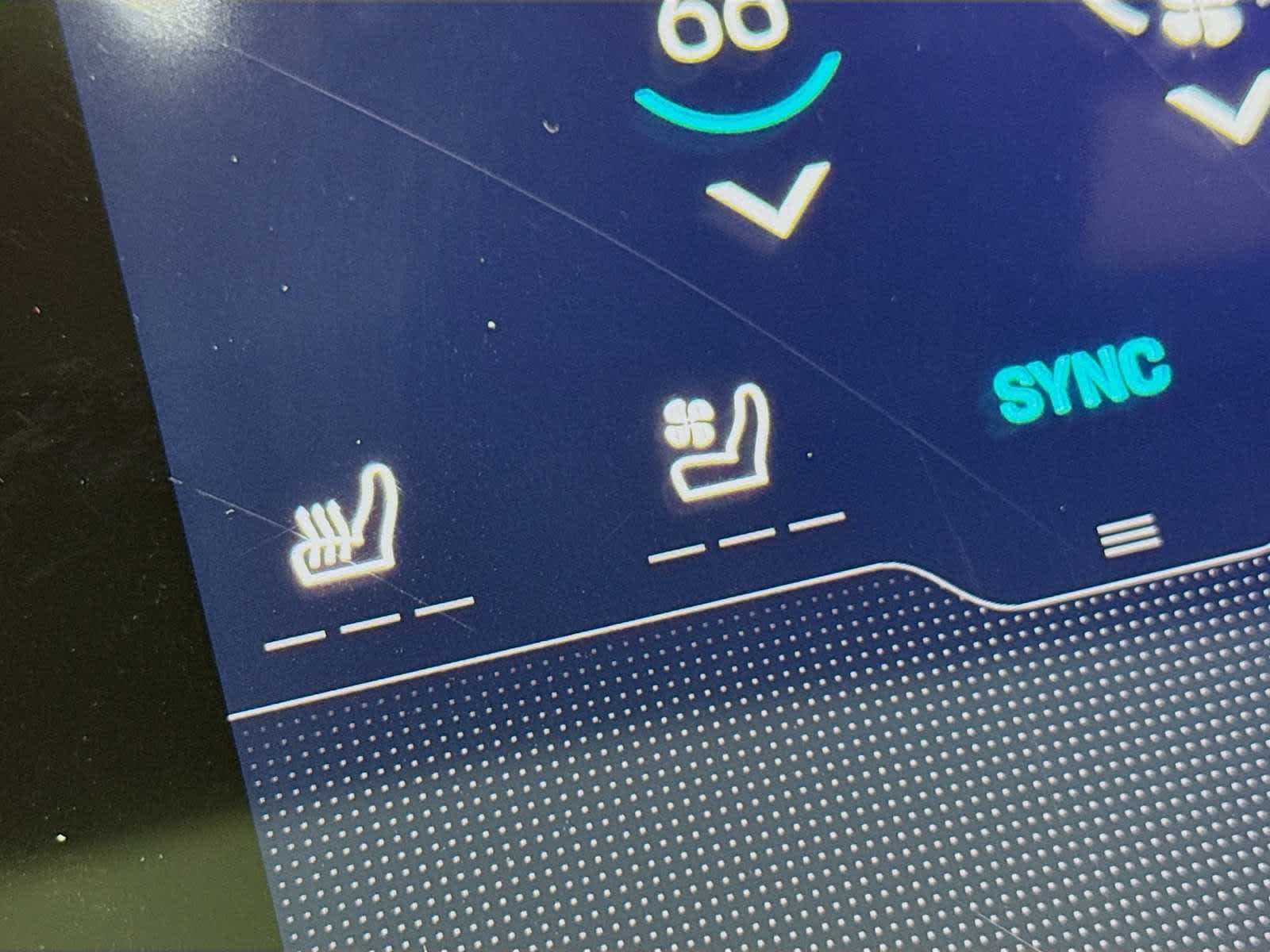 Thumbnail: 2025 Porsche Taycan - 16