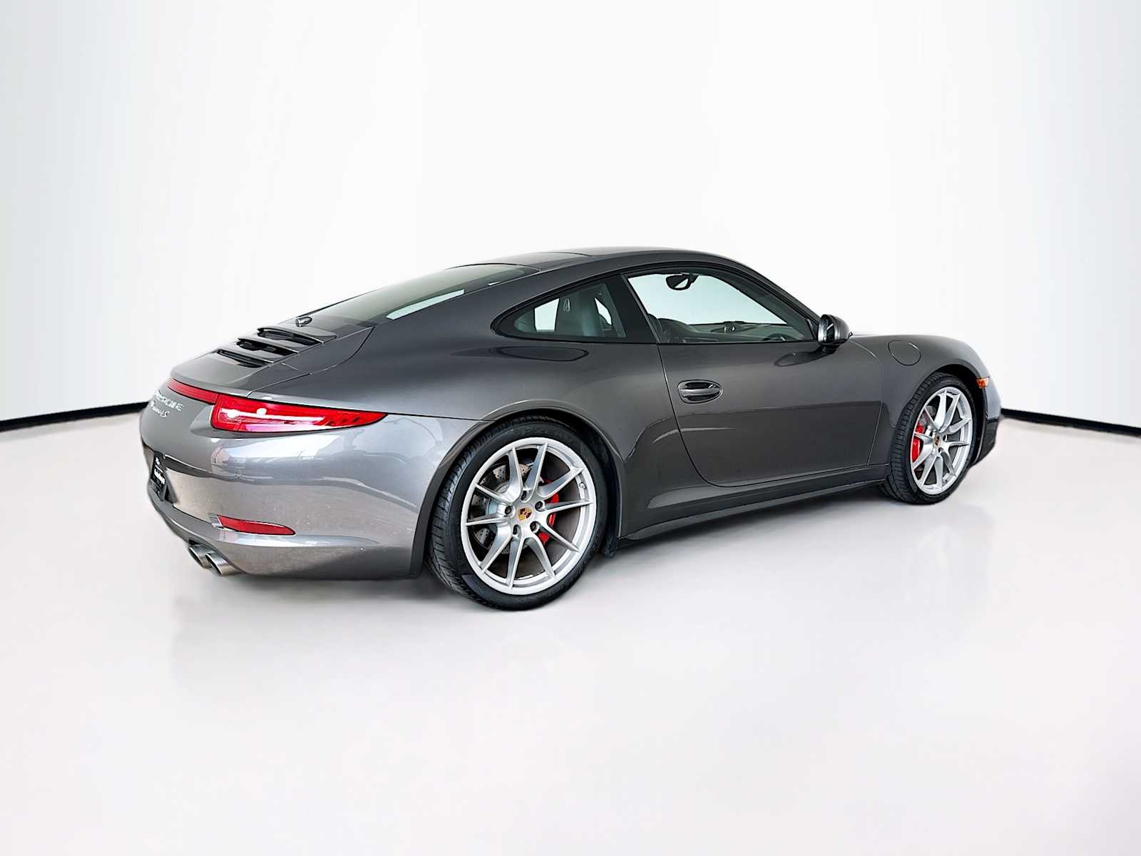 Thumbnail: 2013 Porsche 911 - 9