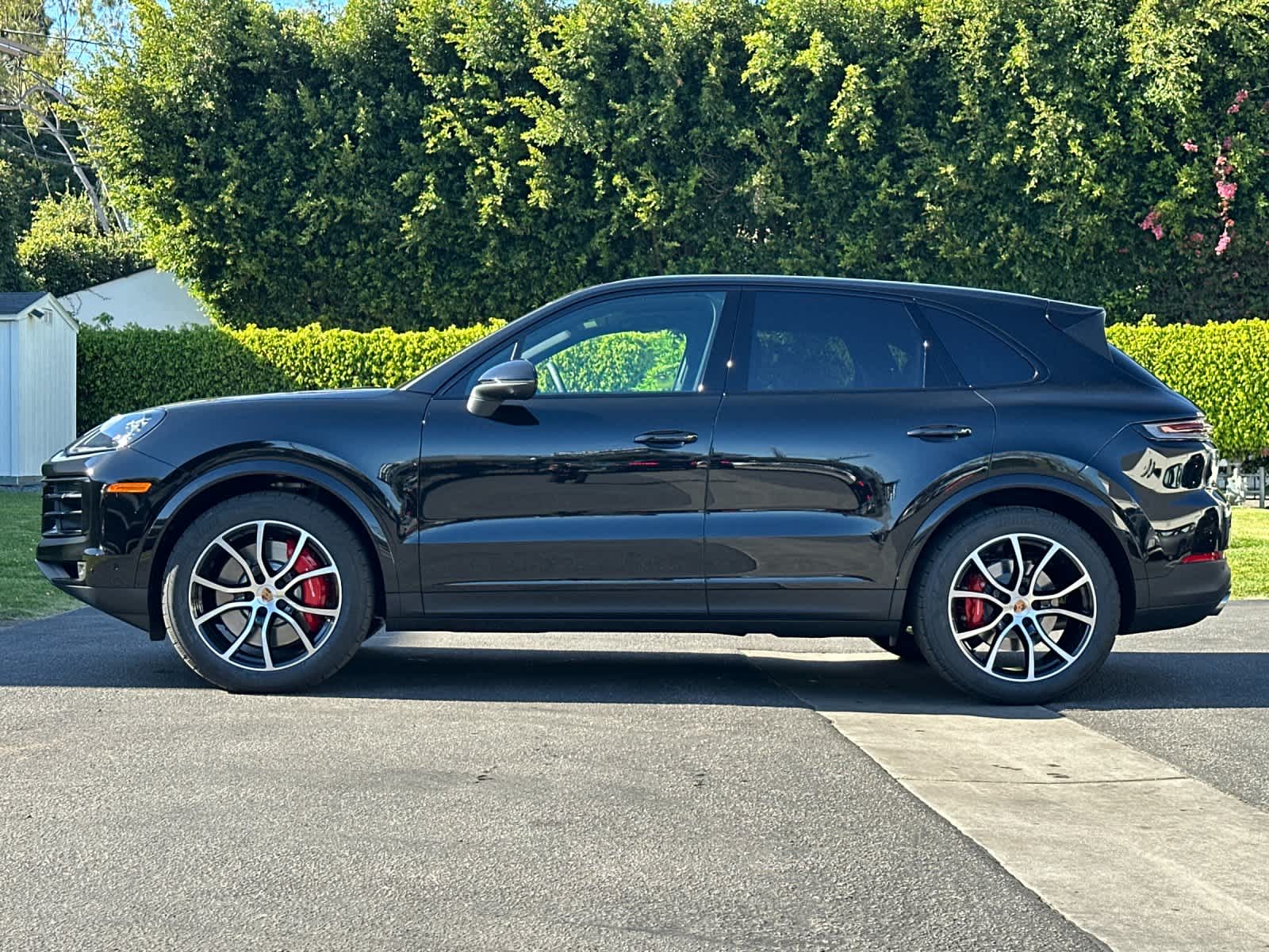 Thumbnail: 2026 Porsche Cayenne - 2