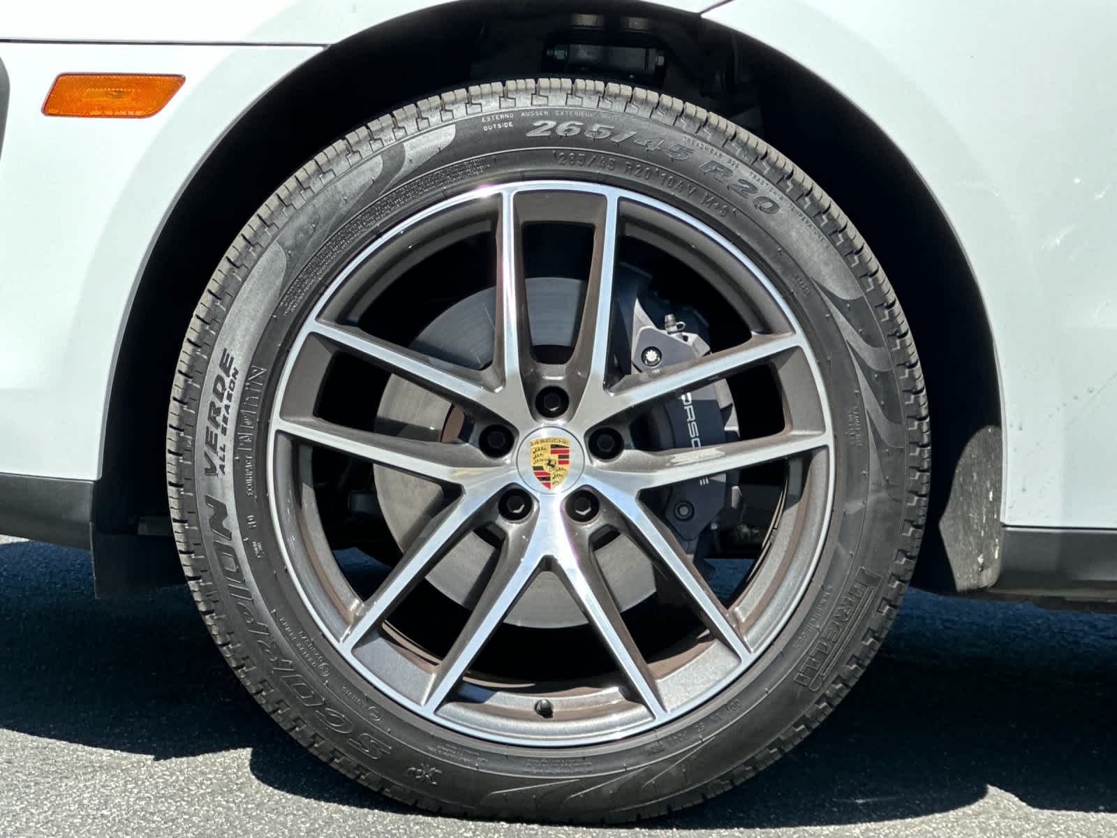 Thumbnail: 2025 Porsche Macan - 31