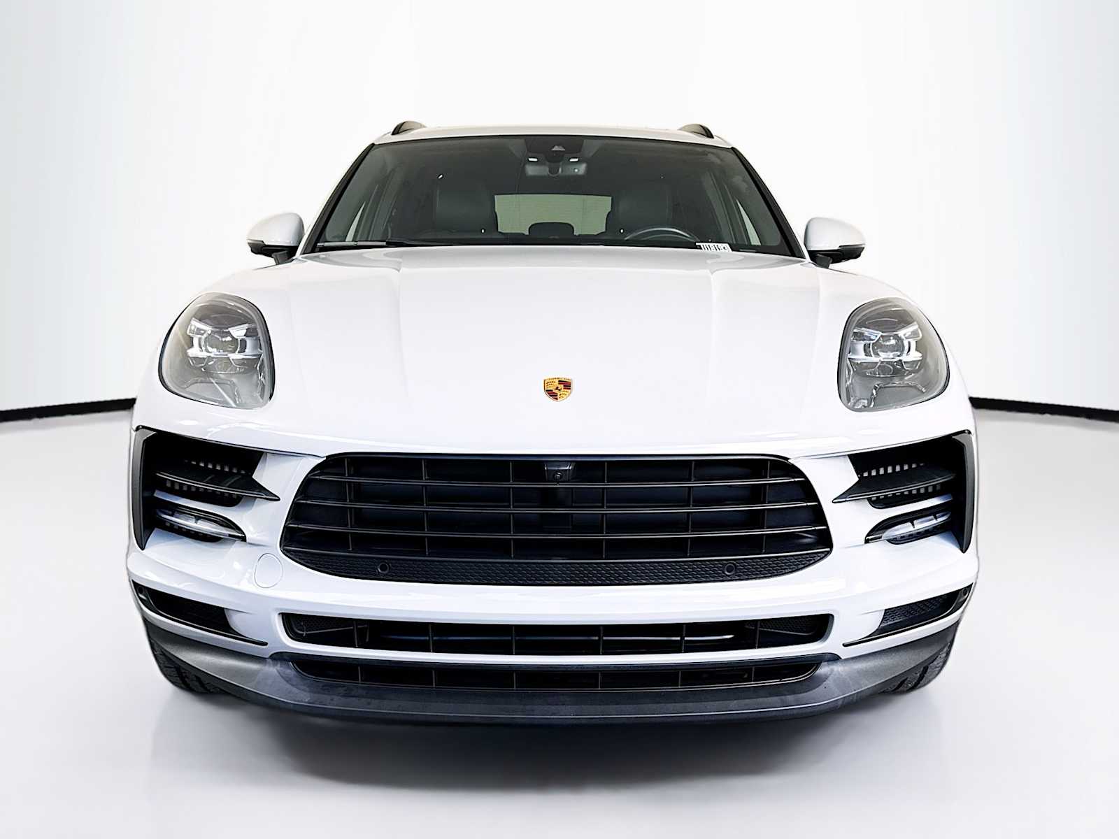 Thumbnail: 2021 Porsche Macan - 6
