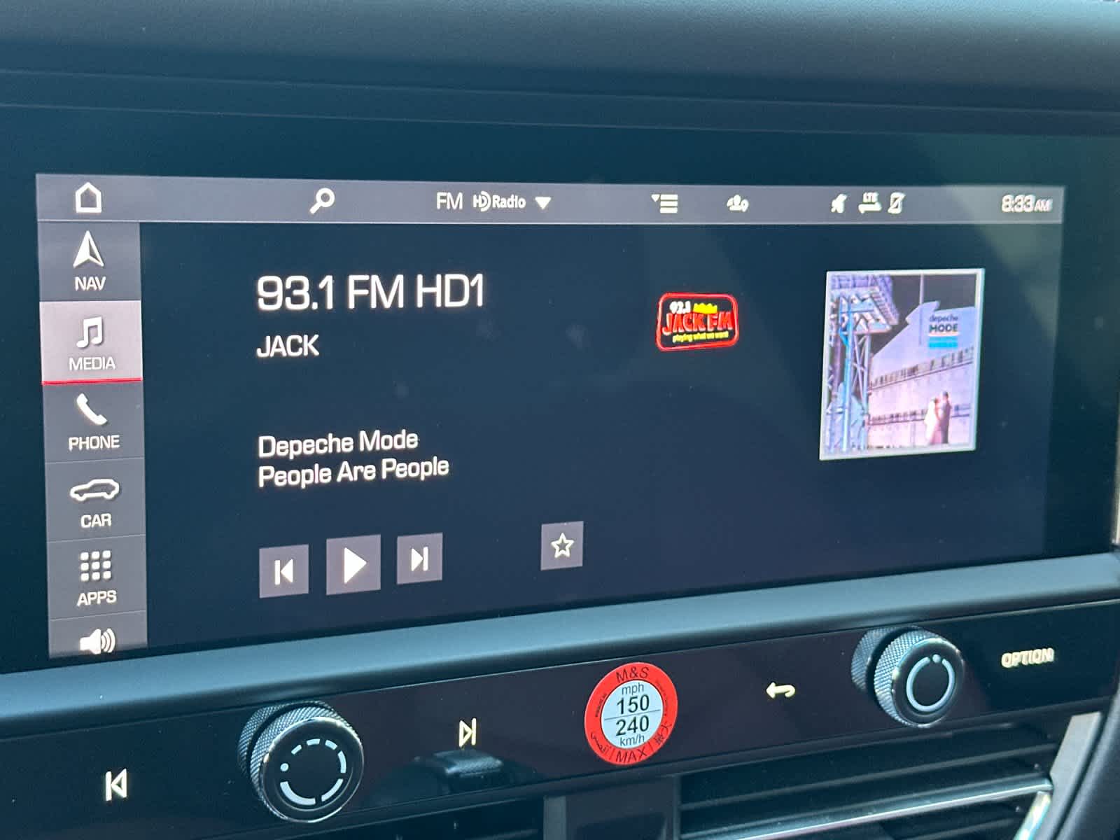 Thumbnail: 2025 Porsche Macan - 21