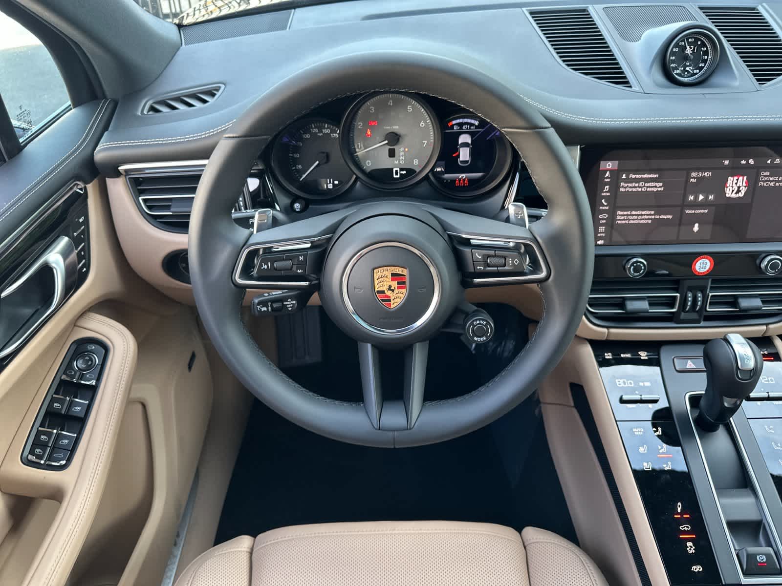 Thumbnail: 2026 Porsche Macan - 15