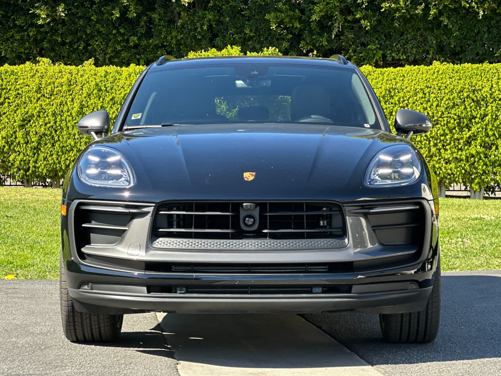 Thumbnail: 2026 Porsche Macan - 11