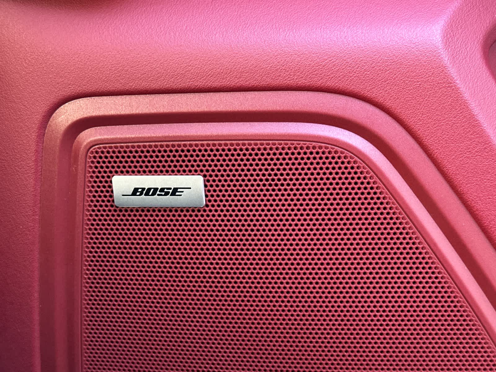 Thumbnail: 2022 Porsche Macan - 20