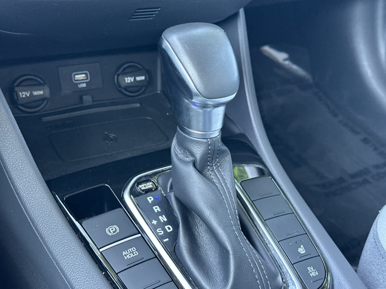Thumbnail: 2022 Hyundai Ioniq - 20