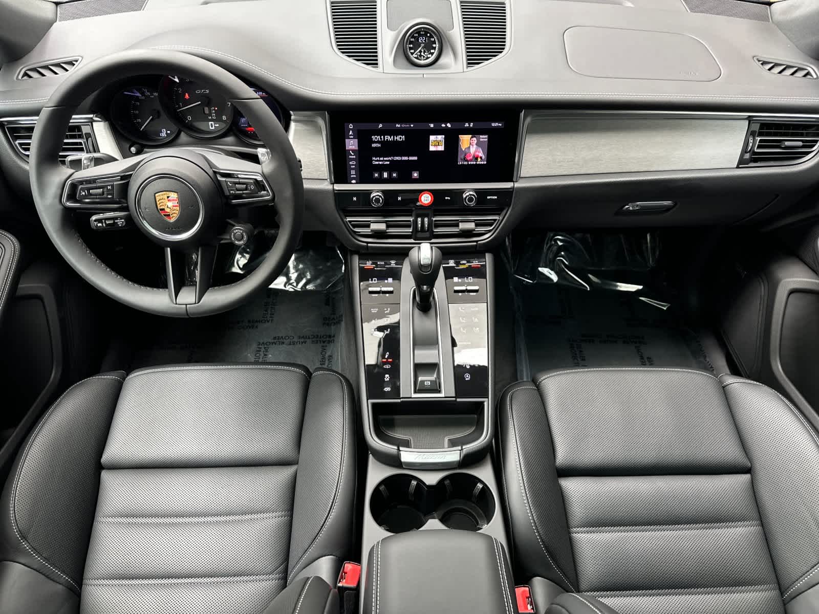 Thumbnail: 2026 Porsche Macan - 6