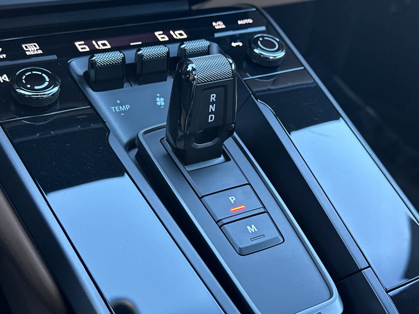 Thumbnail: 2024 Porsche 911 - 21