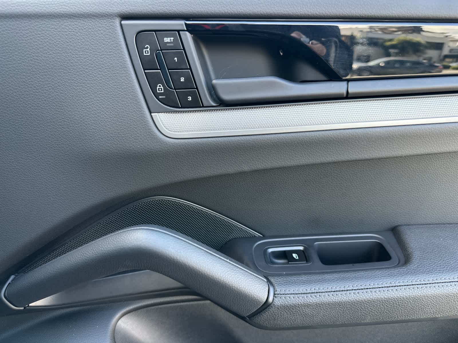 Thumbnail: 2024 Porsche Cayenne - 19