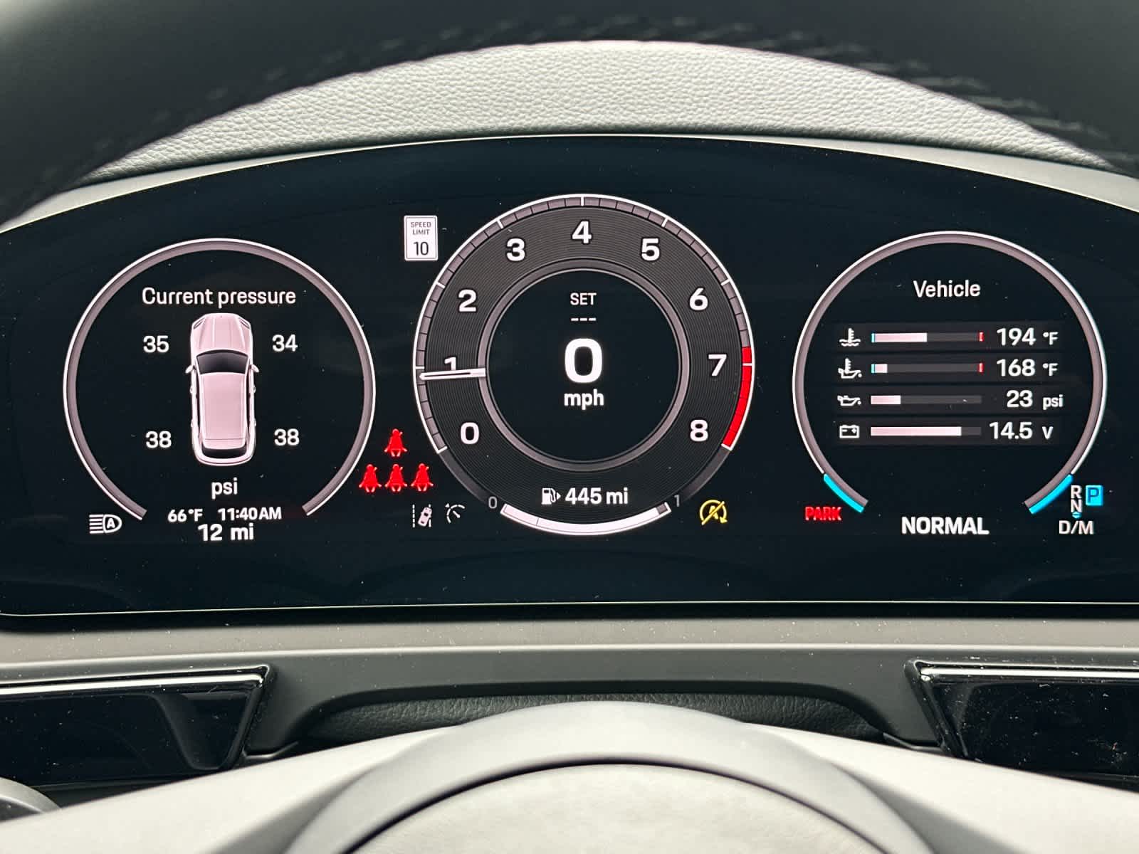 Thumbnail: 2026 Porsche Cayenne - 30