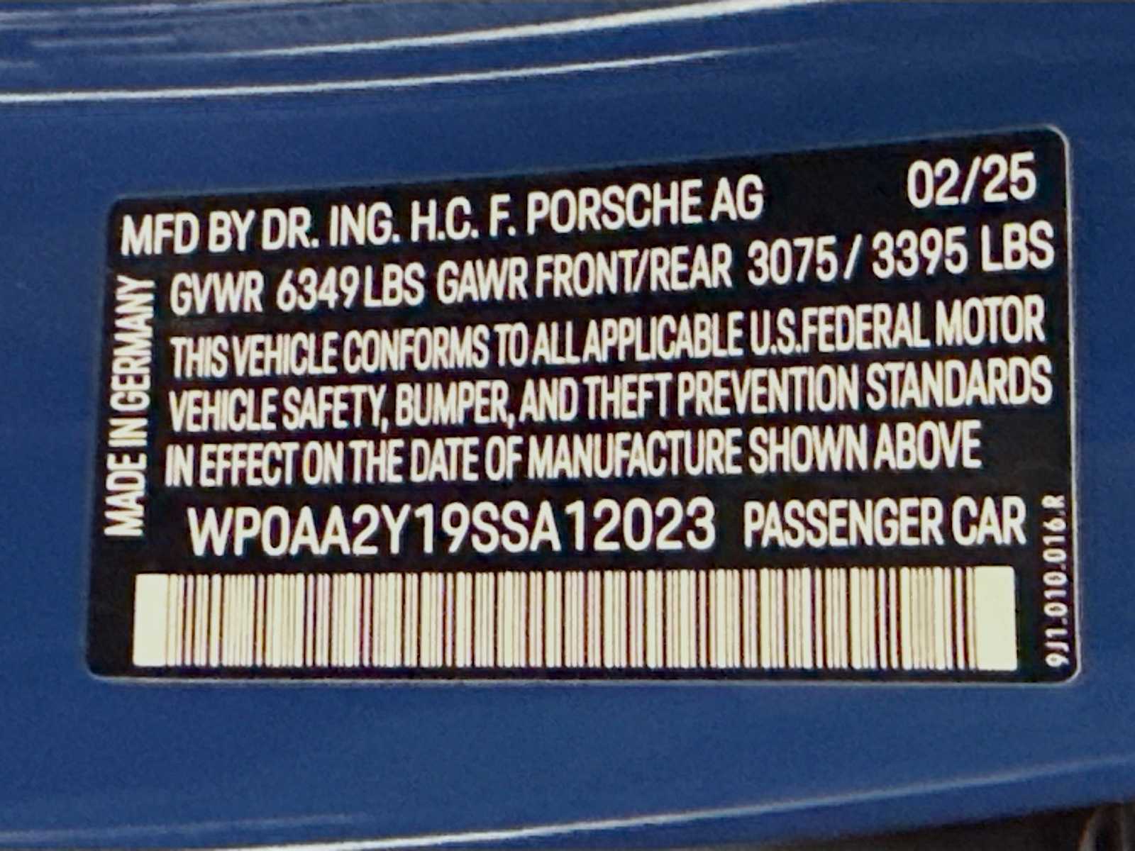 Thumbnail: 2025 Porsche Taycan - 25