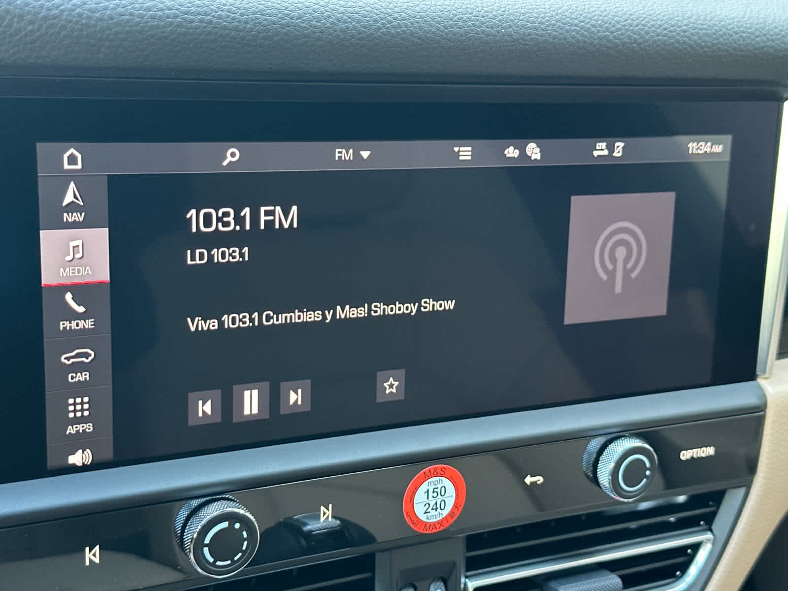 Thumbnail: 2026 Porsche Macan - 19