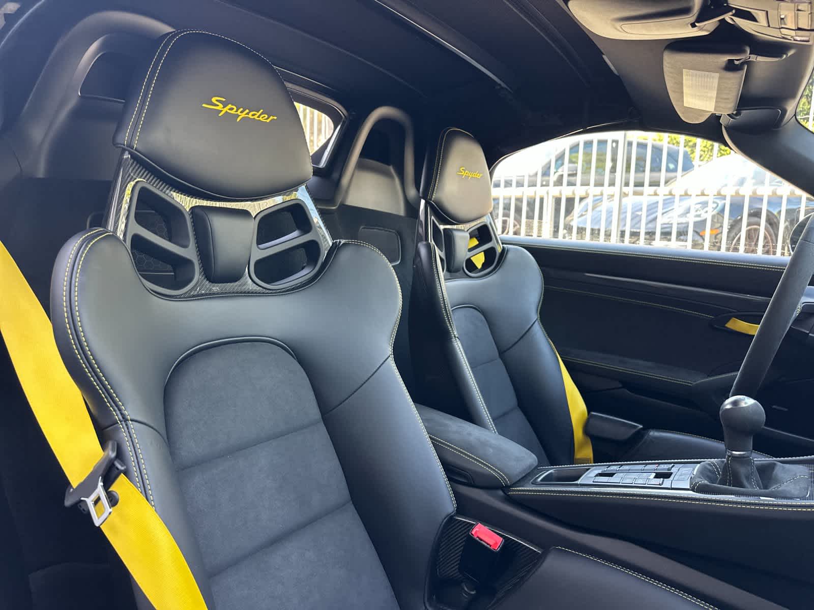 Thumbnail: 2022 Porsche  - 27