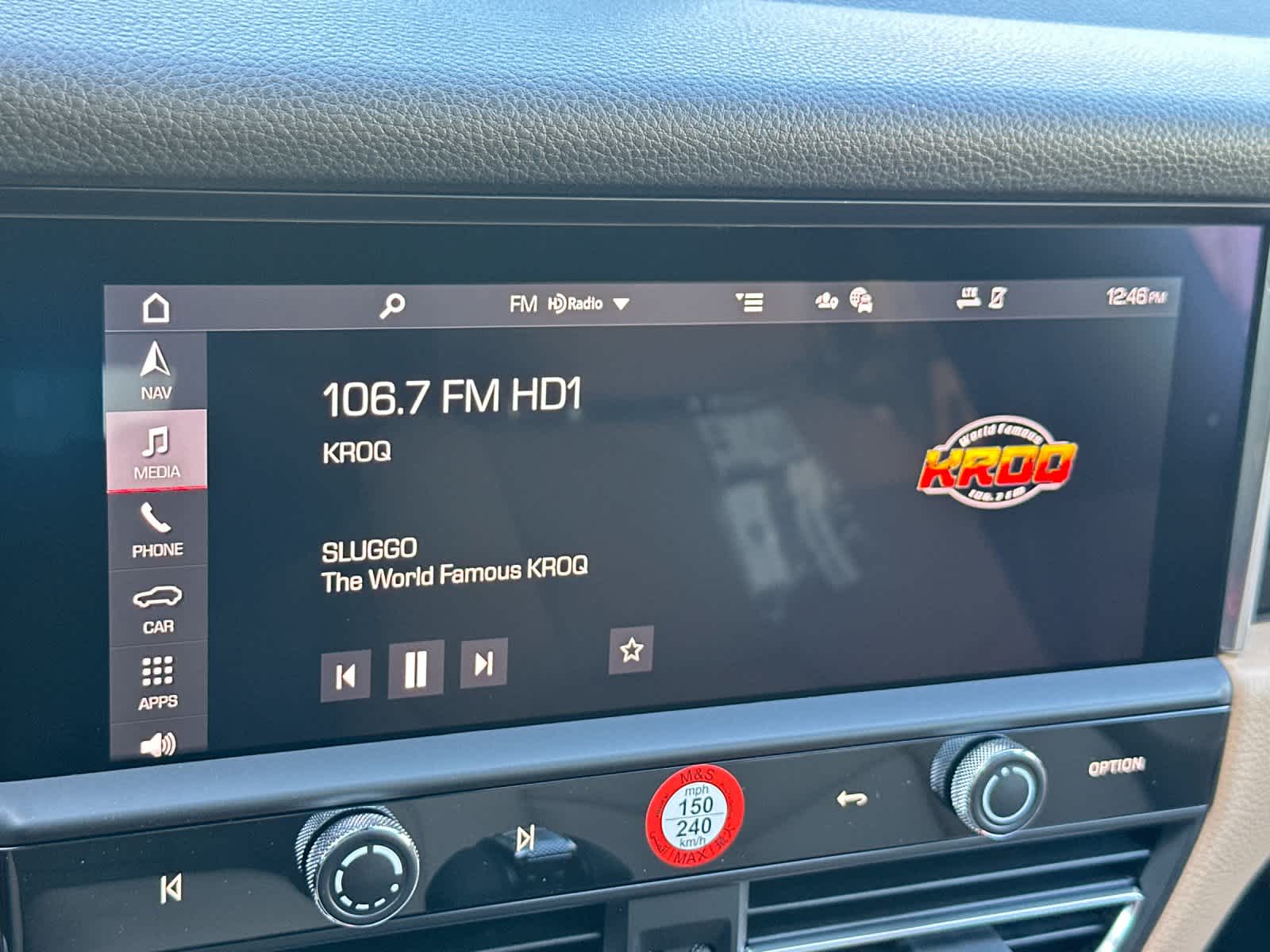 Thumbnail: 2026 Porsche Macan - 21