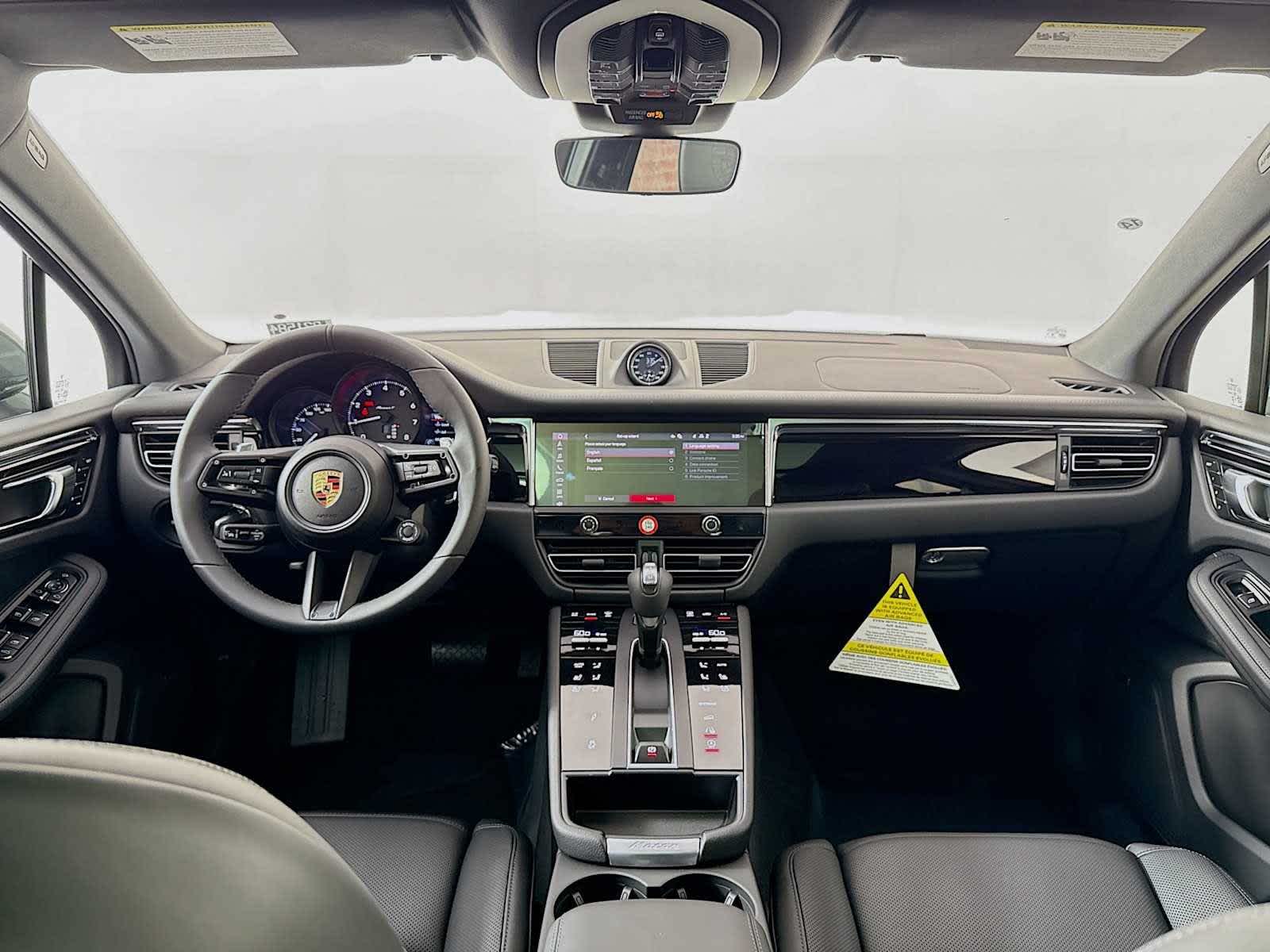 Thumbnail: 2025 Porsche Macan - 27