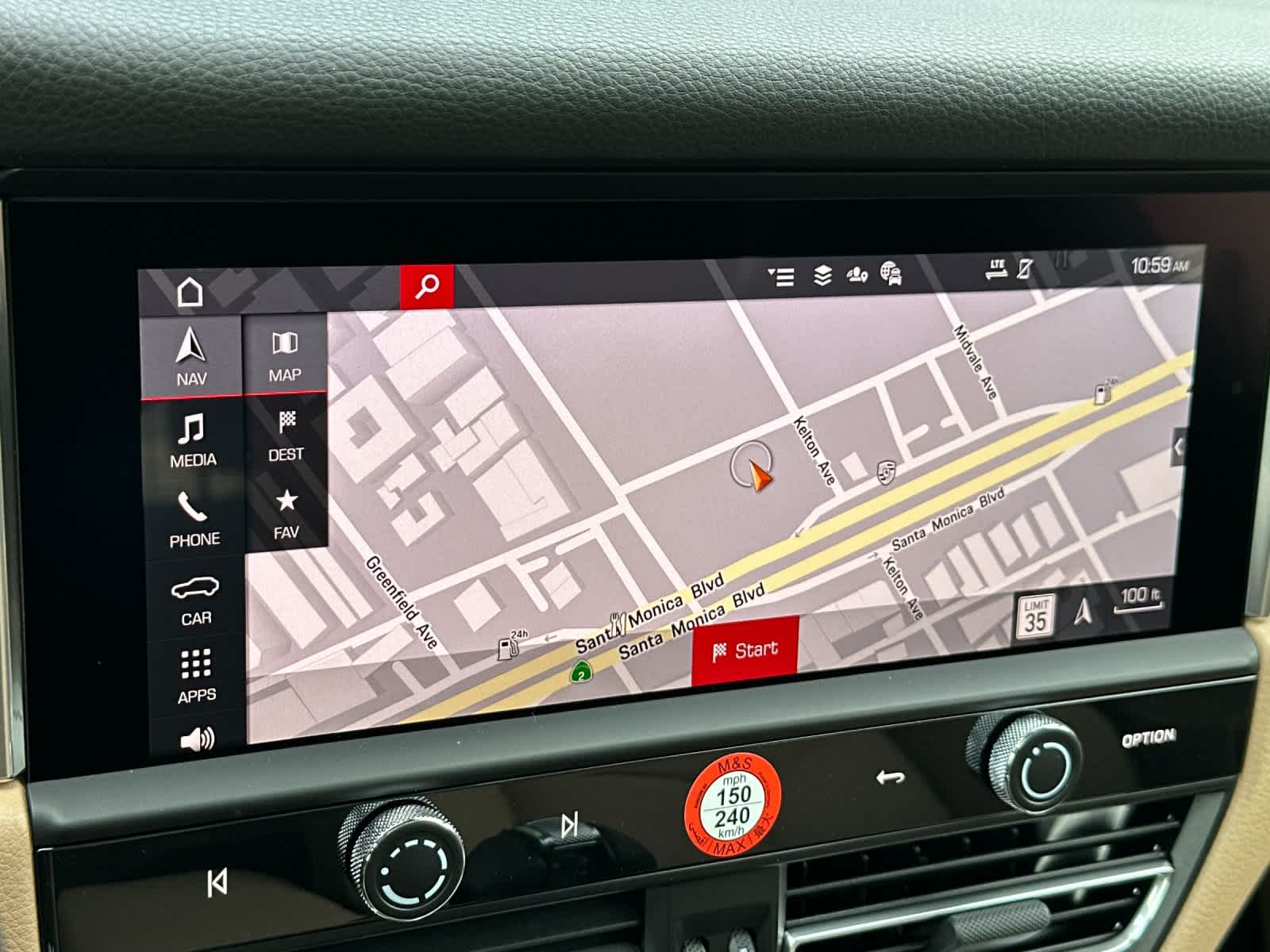 Thumbnail: 2026 Porsche Macan - 21