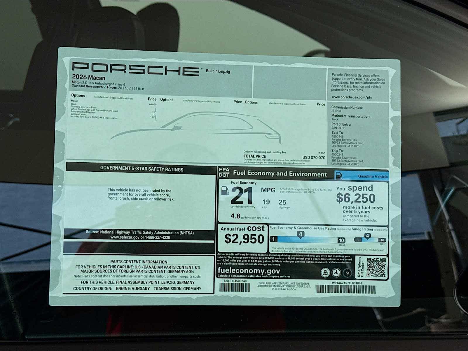 Thumbnail: 2026 Porsche Macan - 26