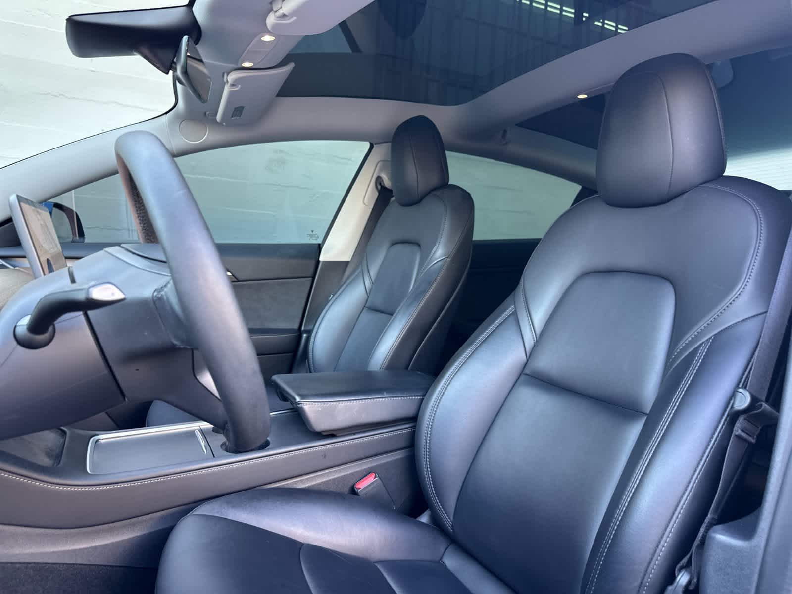 Thumbnail: 2022 Tesla Model 3 - 5