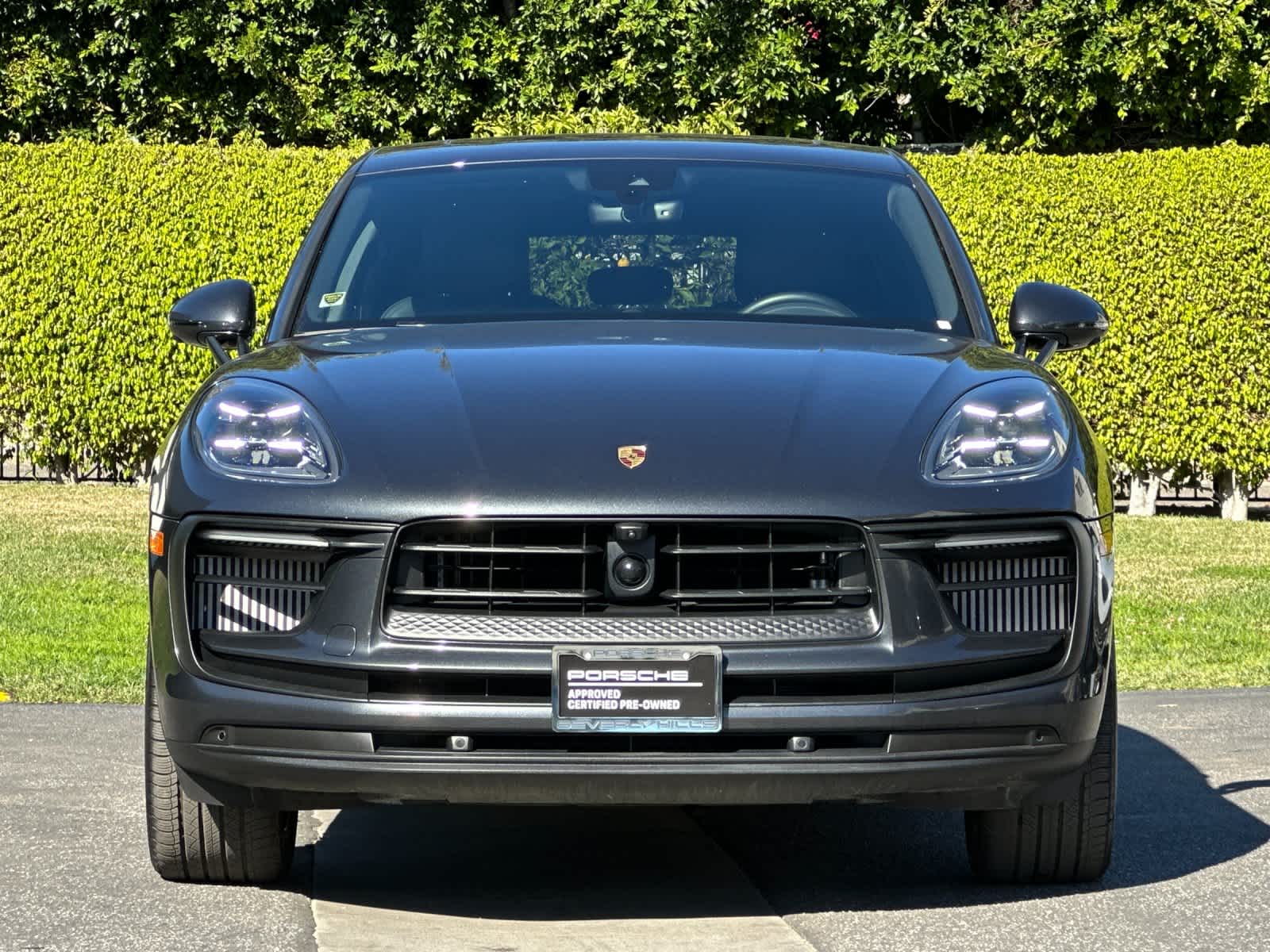 Thumbnail: 2025 Porsche Macan - 11