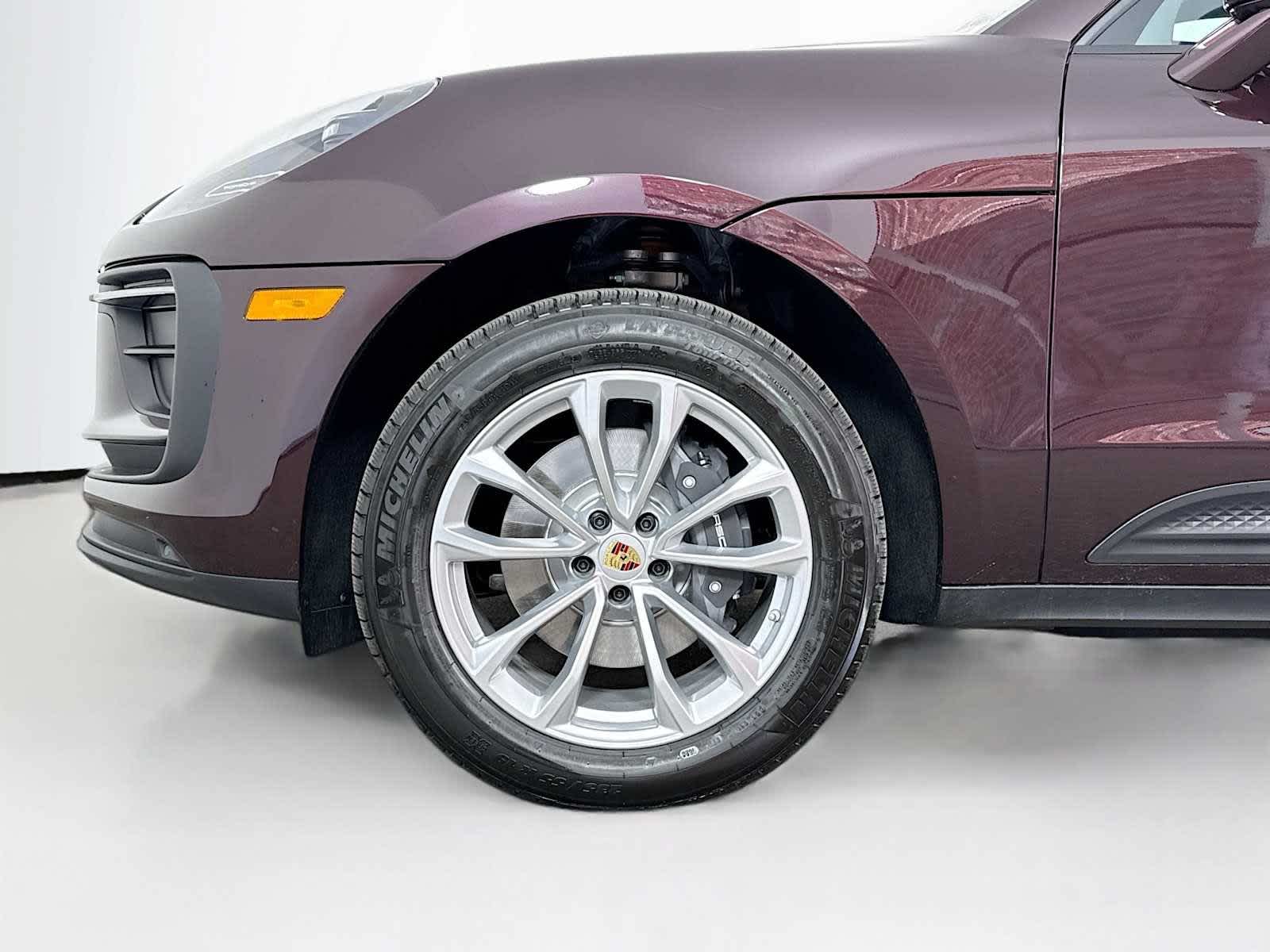 Thumbnail: 2026 Porsche Macan - 24