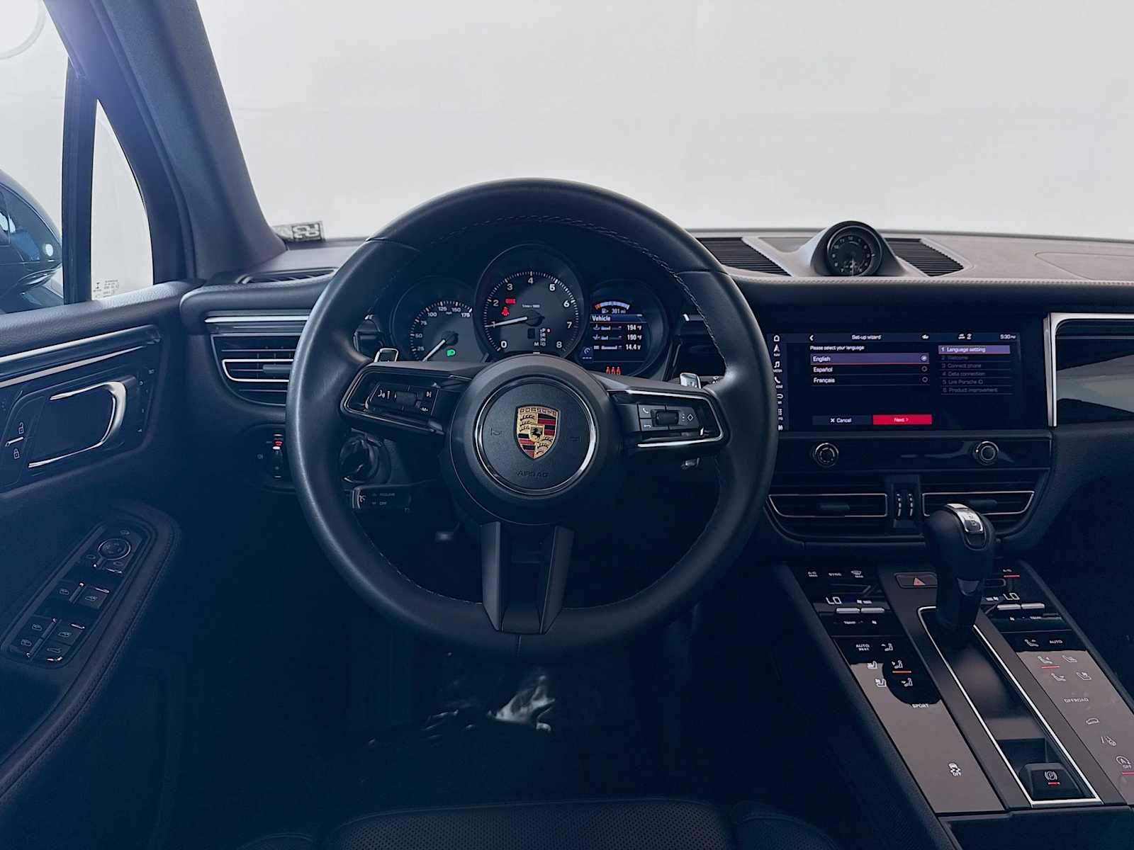 Thumbnail: 2022 Porsche Macan - 19