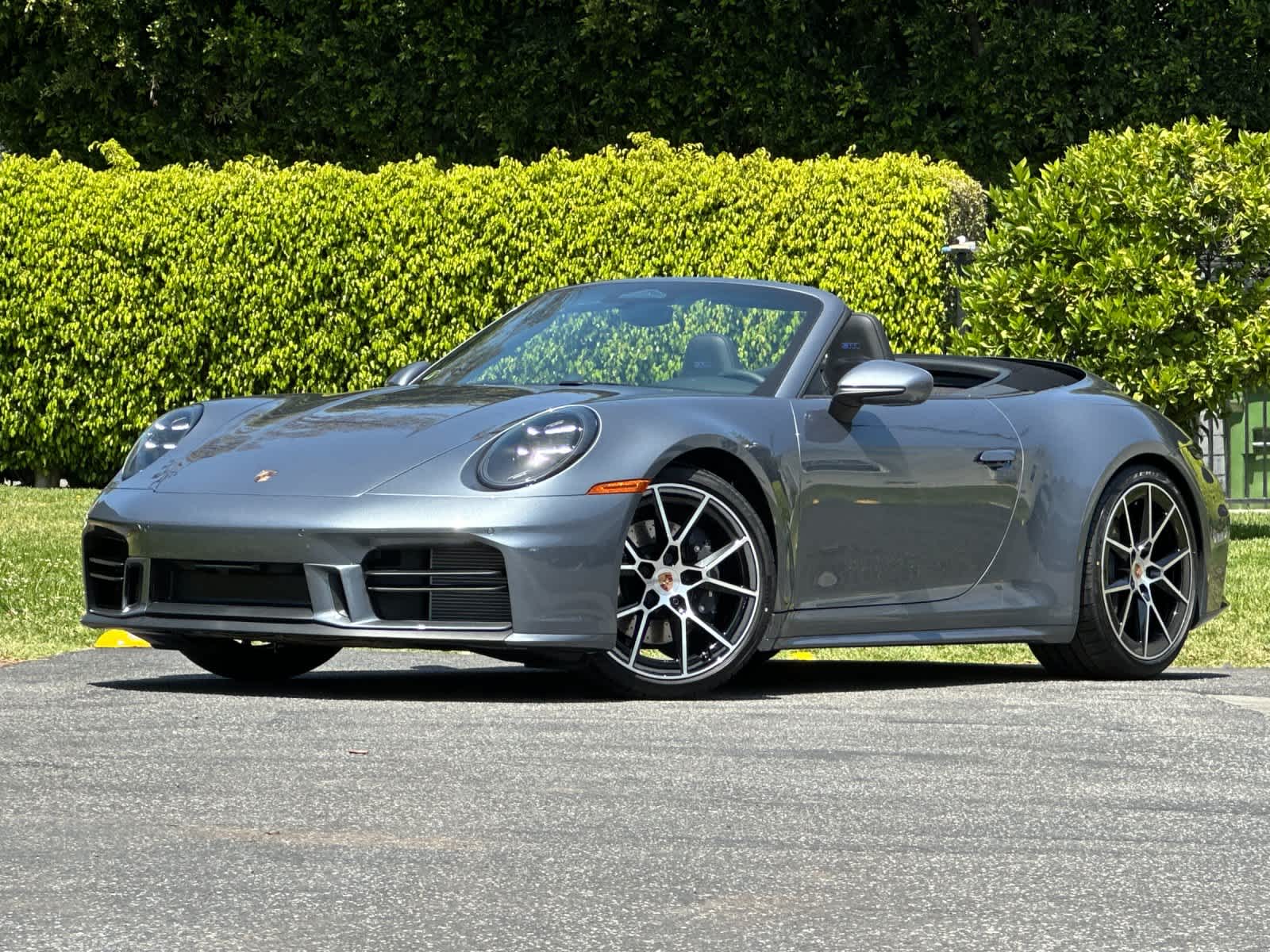 Thumbnail: 2026 Porsche 911 - 1