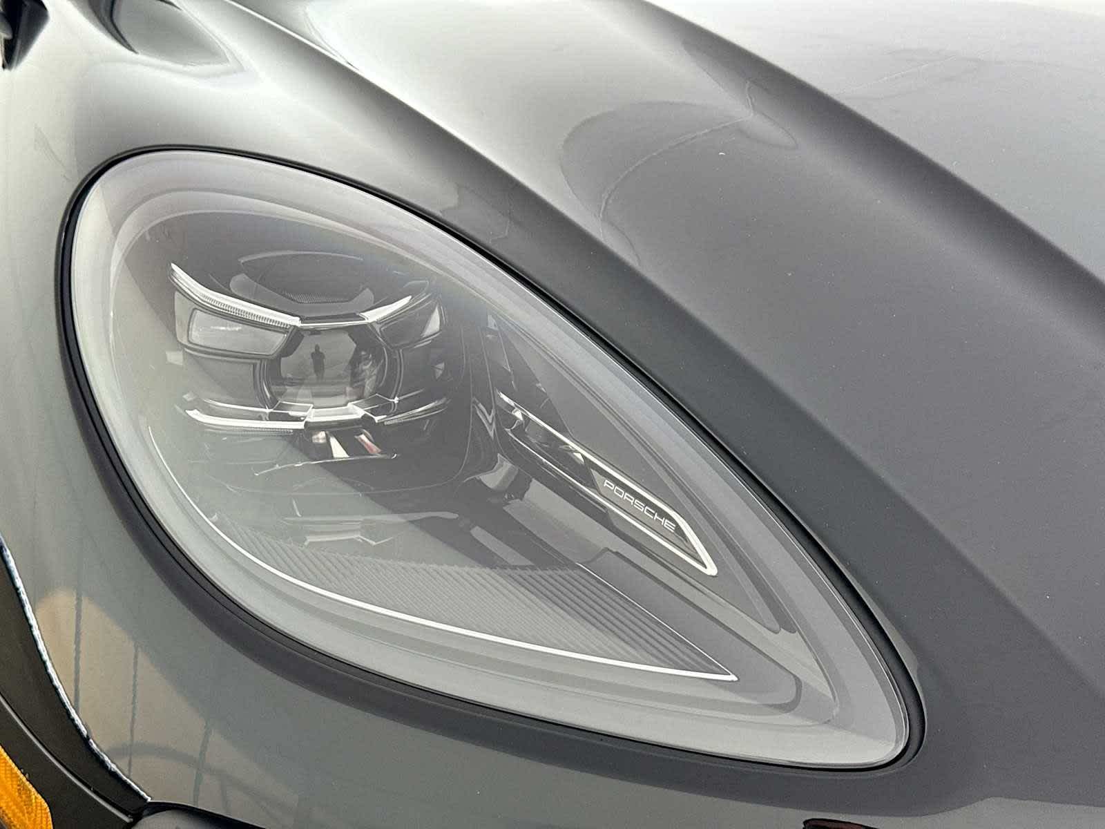 Thumbnail: 2026 Porsche Macan - 28