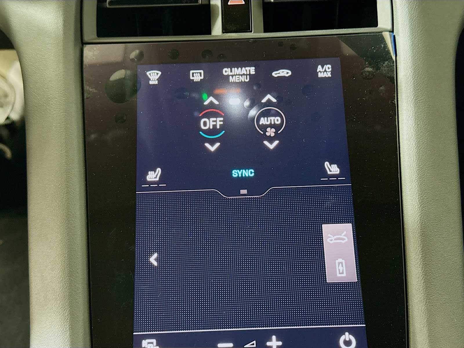 Thumbnail: 2025 Porsche Taycan - 13