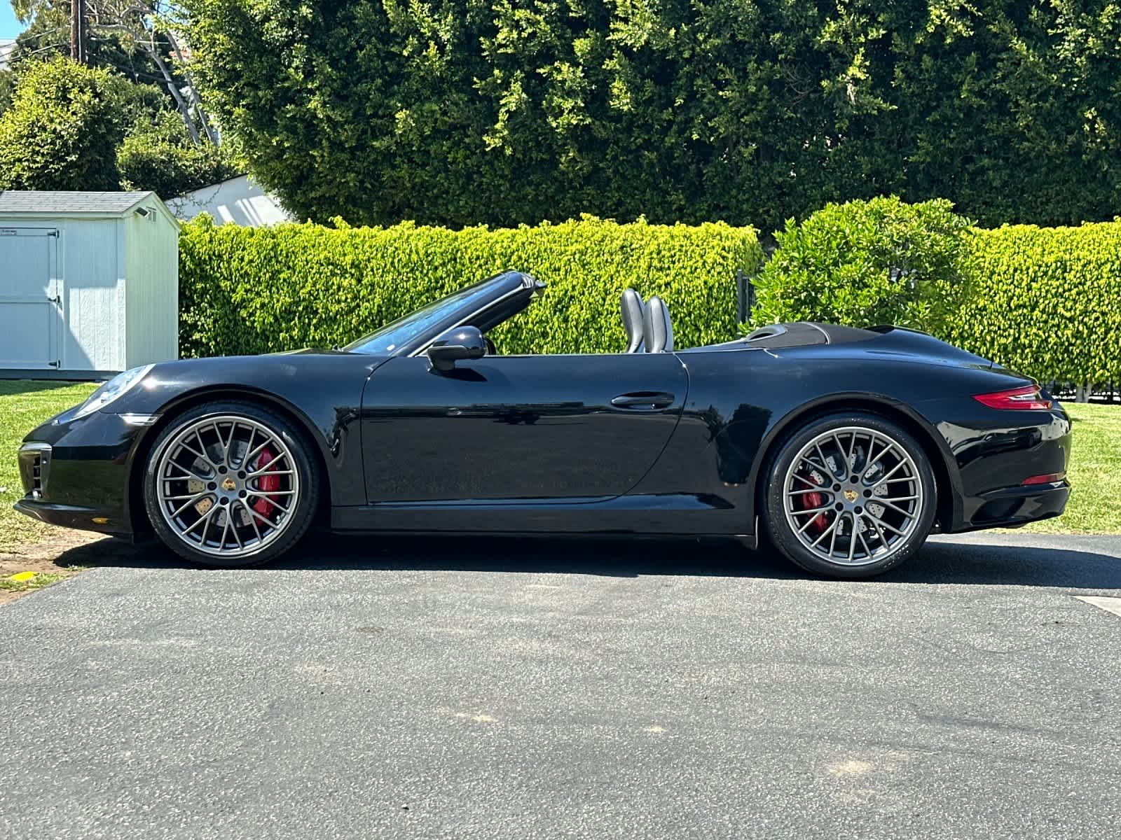 Thumbnail: 2017 Porsche 911 - 2