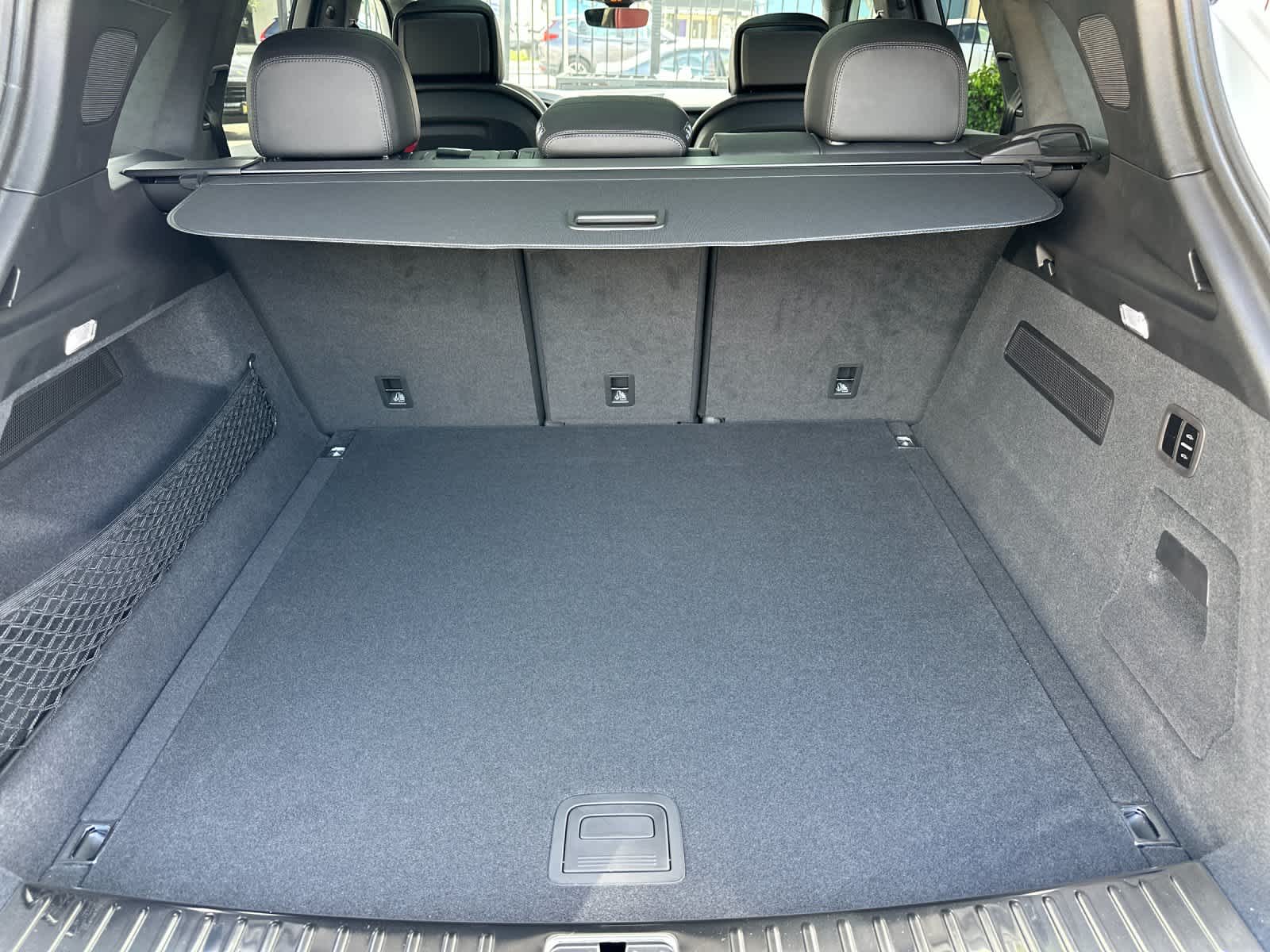 Thumbnail: 2026 Porsche Cayenne - 16