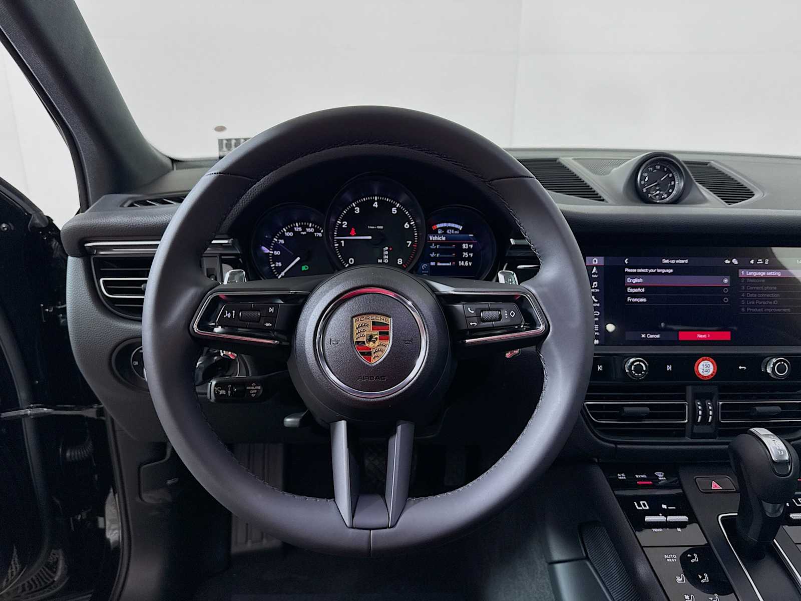 Thumbnail: 2025 Porsche Macan - 12