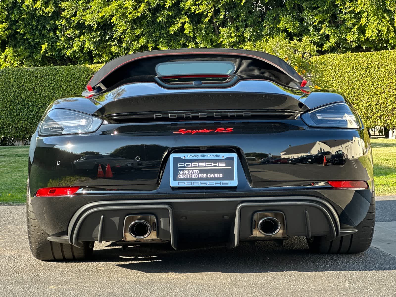 Thumbnail: 2025 Porsche  - 6