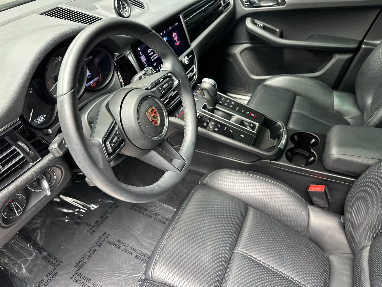 Thumbnail: 2024 Porsche Macan - 4