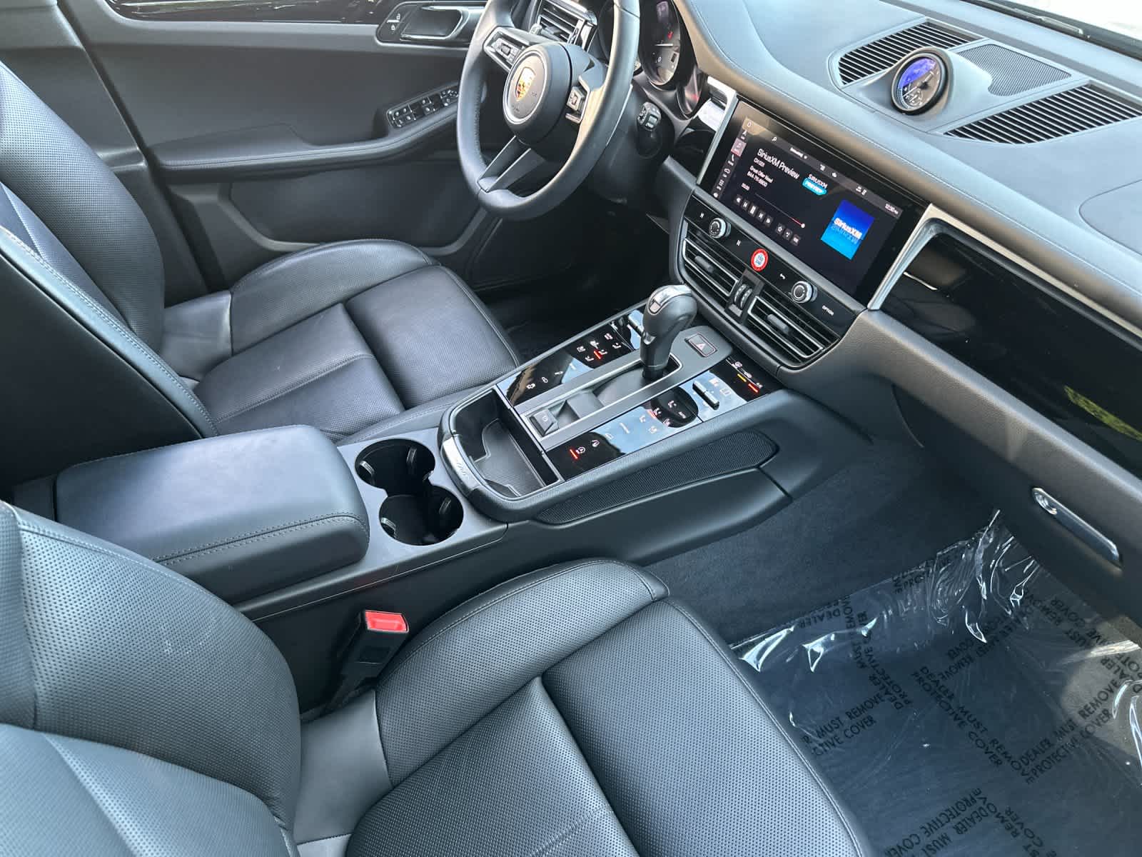 Thumbnail: 2025 Porsche Macan - 17