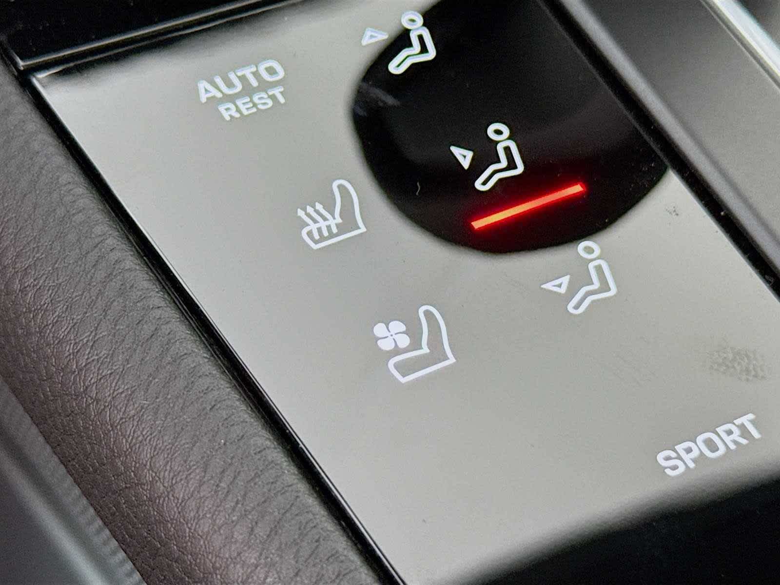 Thumbnail: 2026 Porsche Macan - 16