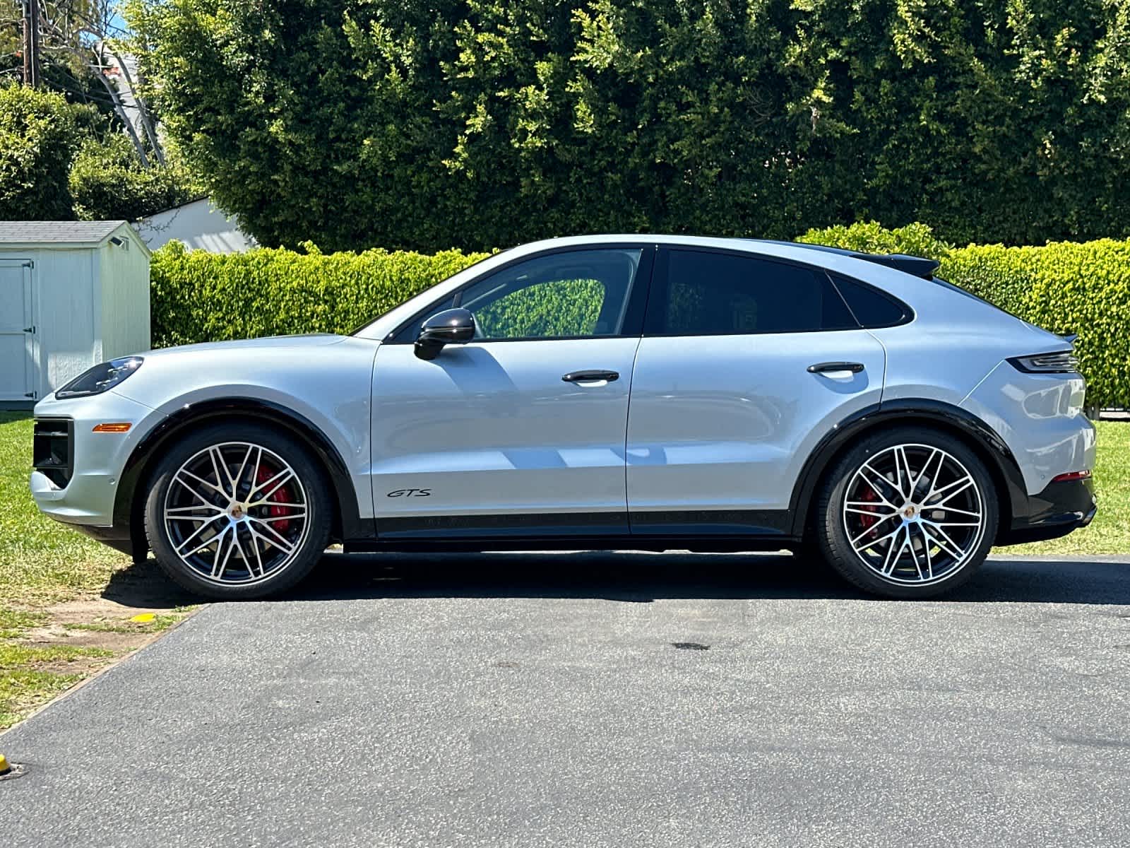 Thumbnail: 2026 Porsche Cayenne - 2