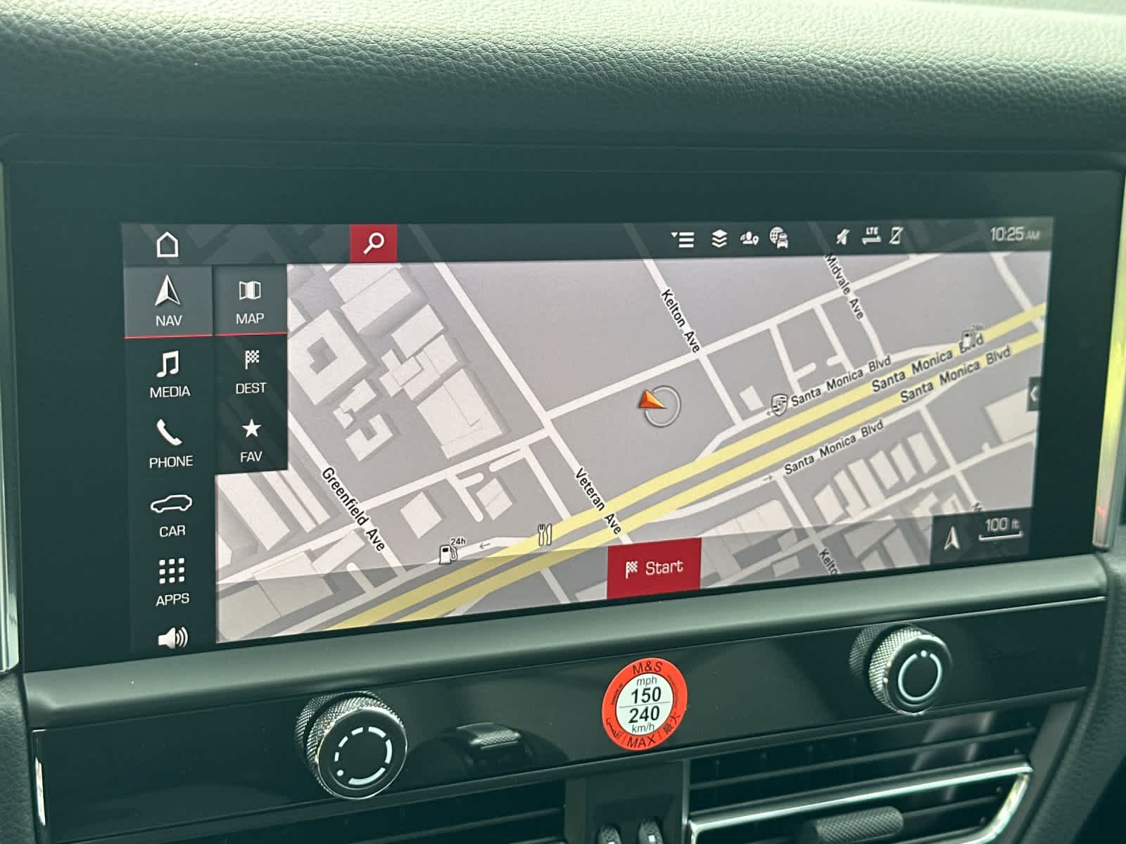 Thumbnail: 2026 Porsche Macan - 22