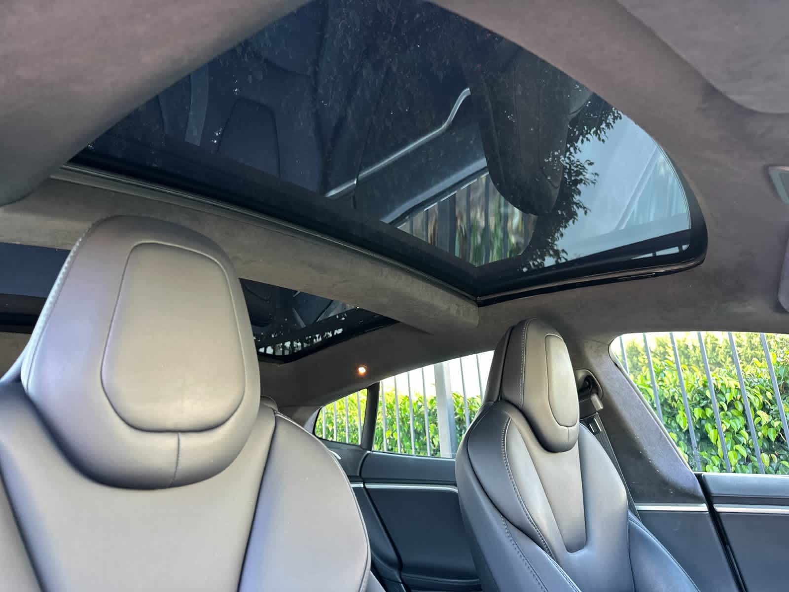 Thumbnail: 2018 Tesla Model S - 17