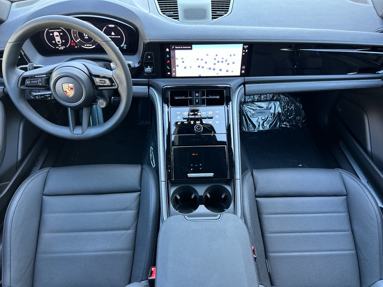 Thumbnail: 2026 Porsche Panamera - 6