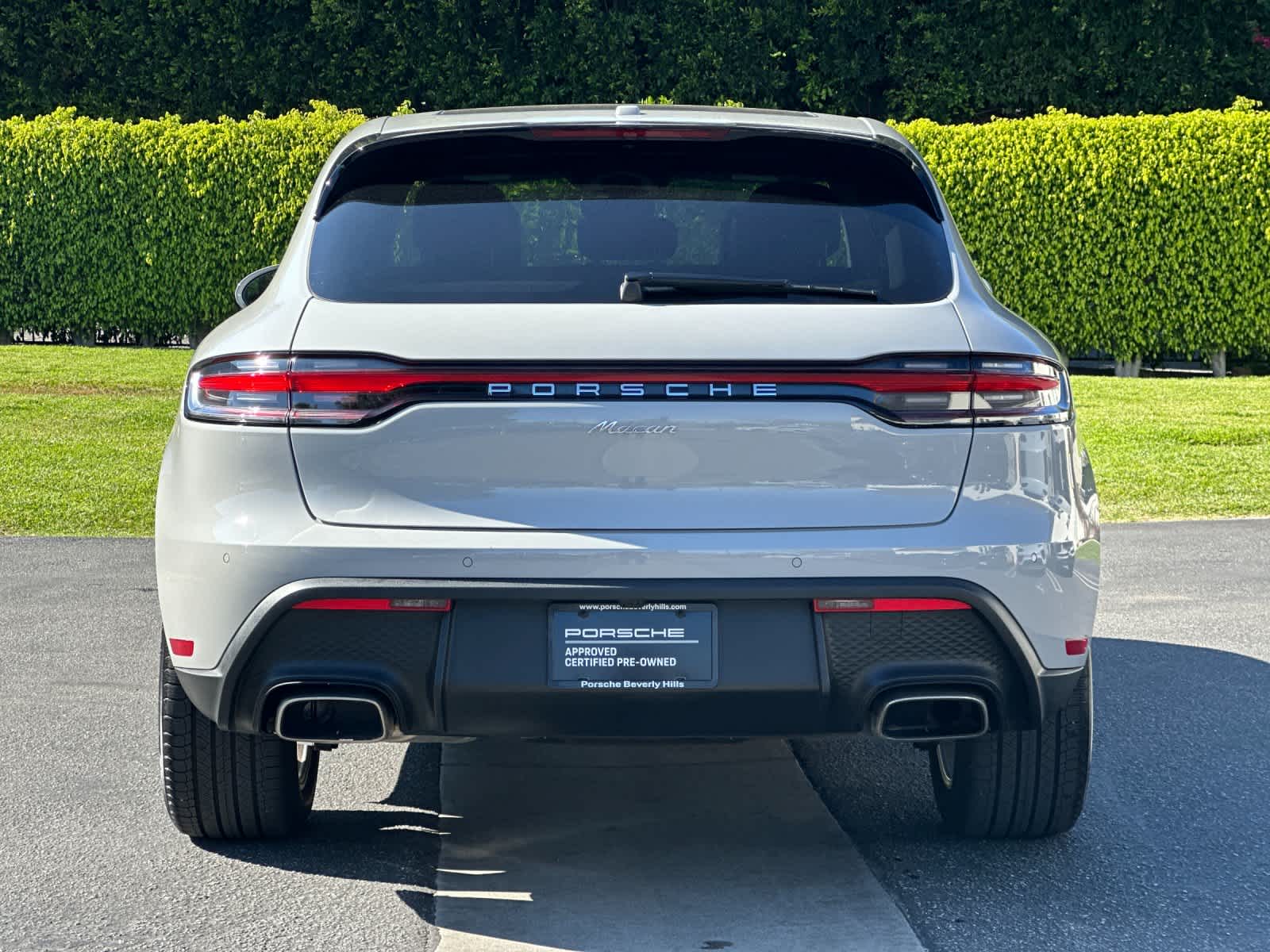 Thumbnail: 2025 Porsche Macan - 7