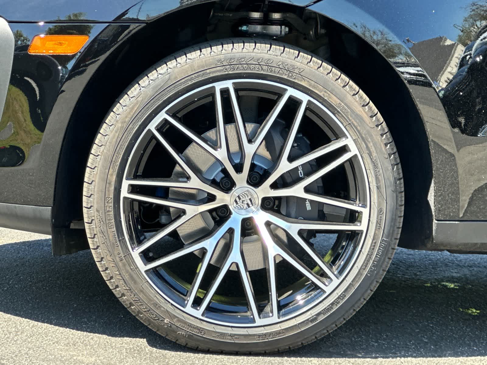 Thumbnail: 2026 Porsche Macan - 31