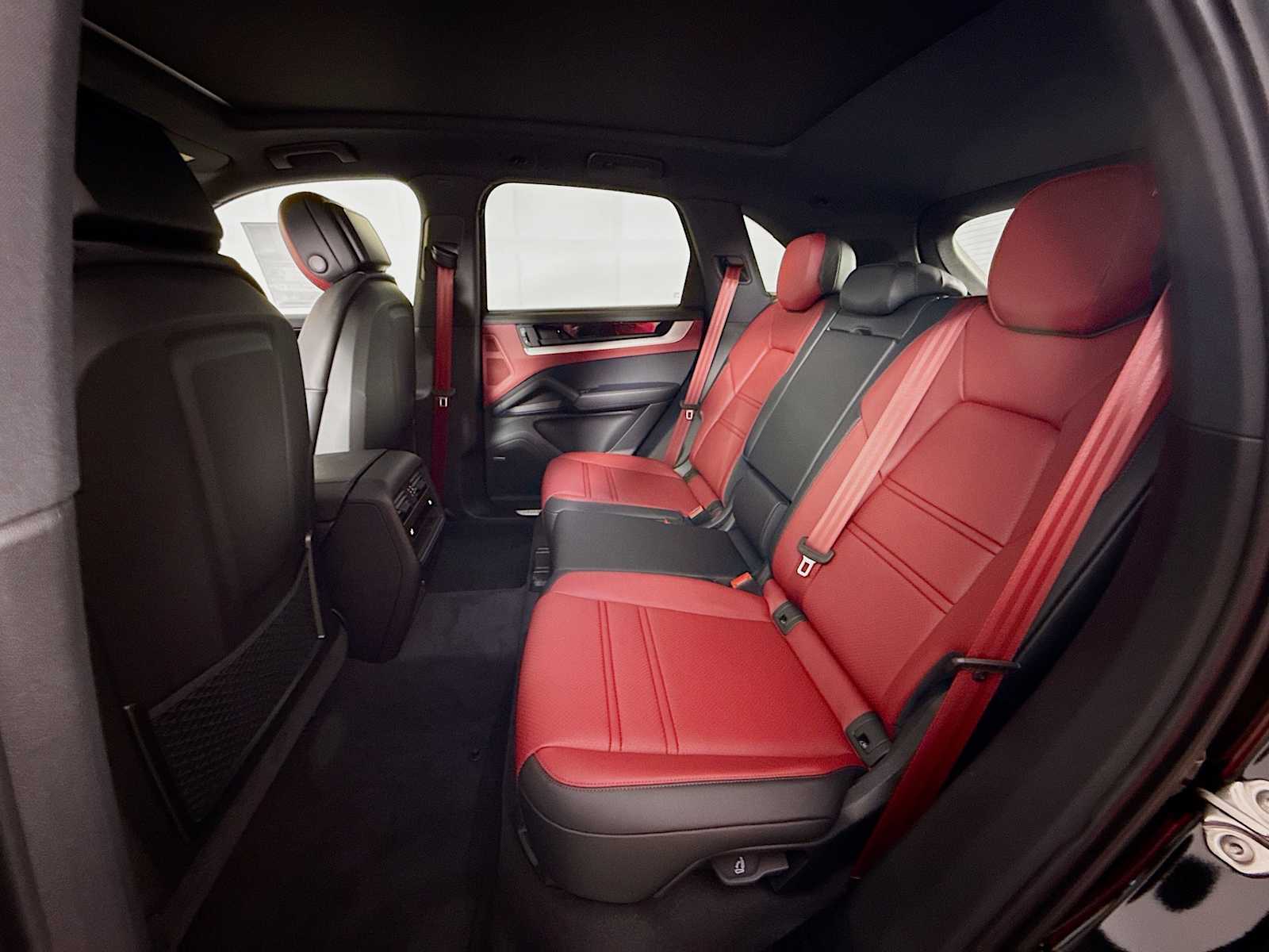 Thumbnail: 2025 Porsche Cayenne - 17