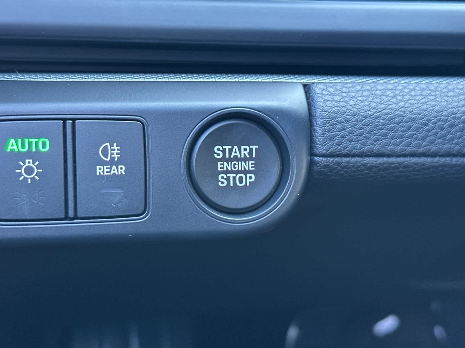 Thumbnail: 2026 Porsche Panamera - 26