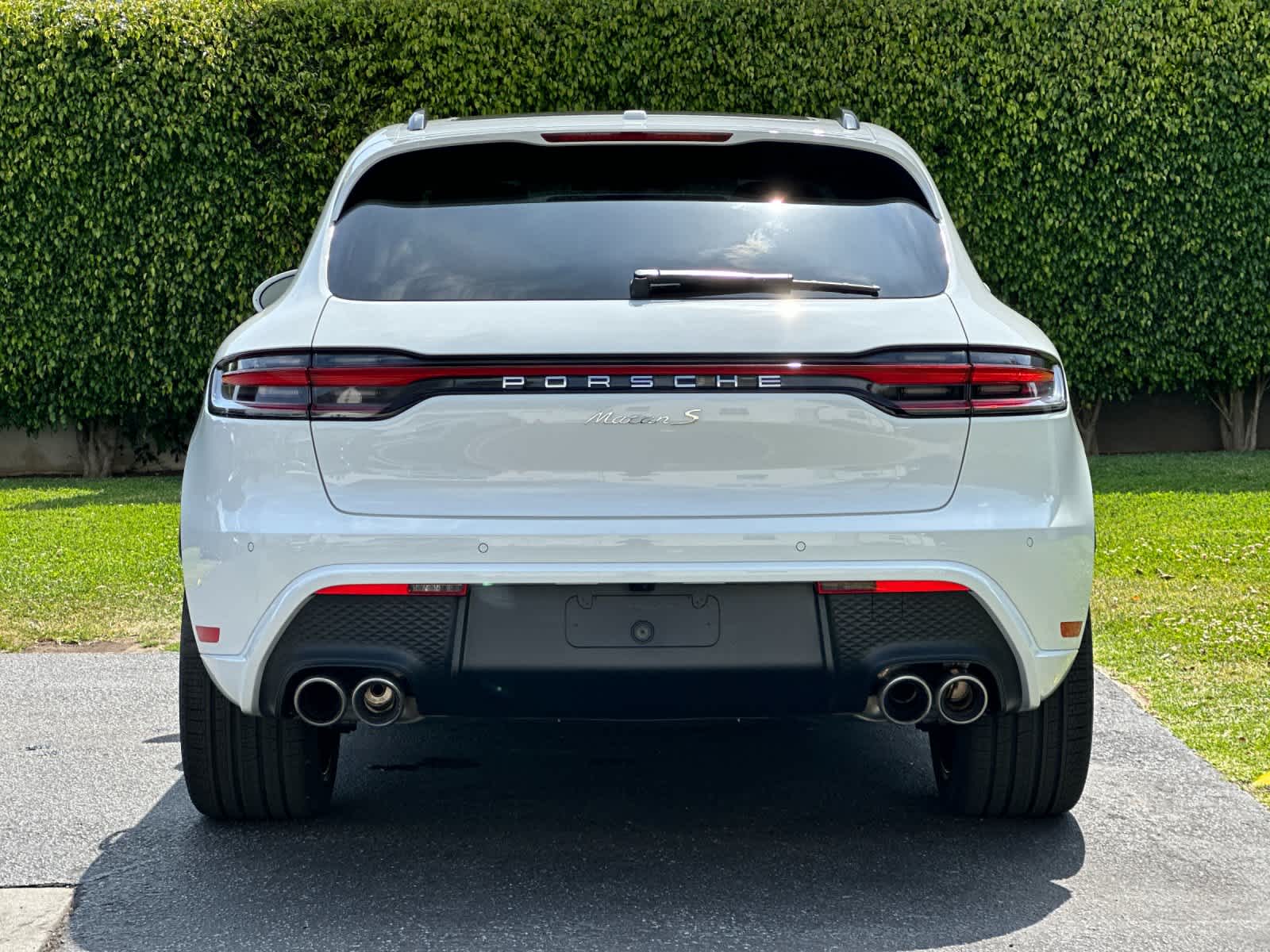 Thumbnail: 2026 Porsche Macan - 7