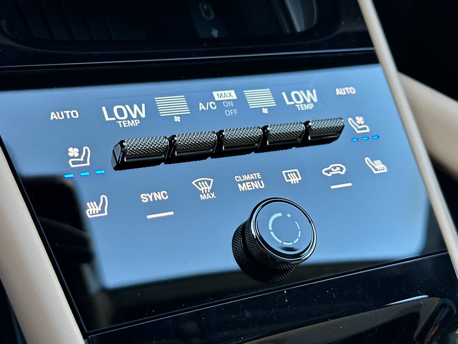 Thumbnail: 2026 Porsche Cayenne - 24