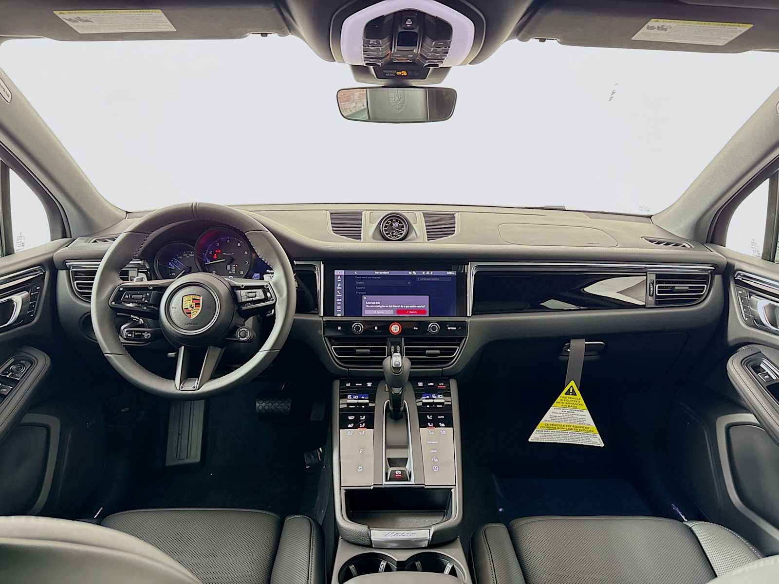 Thumbnail: 2026 Porsche Macan - 27