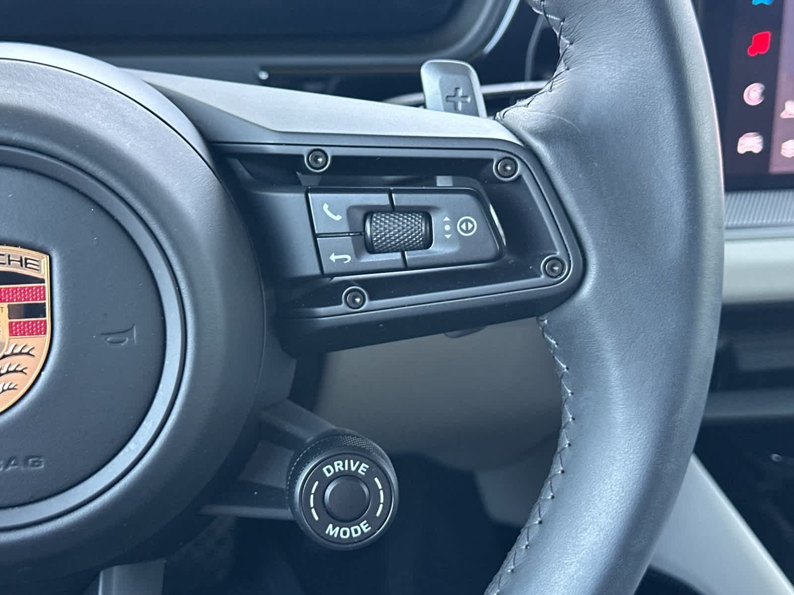 Thumbnail: 2025 Porsche Cayenne - 29