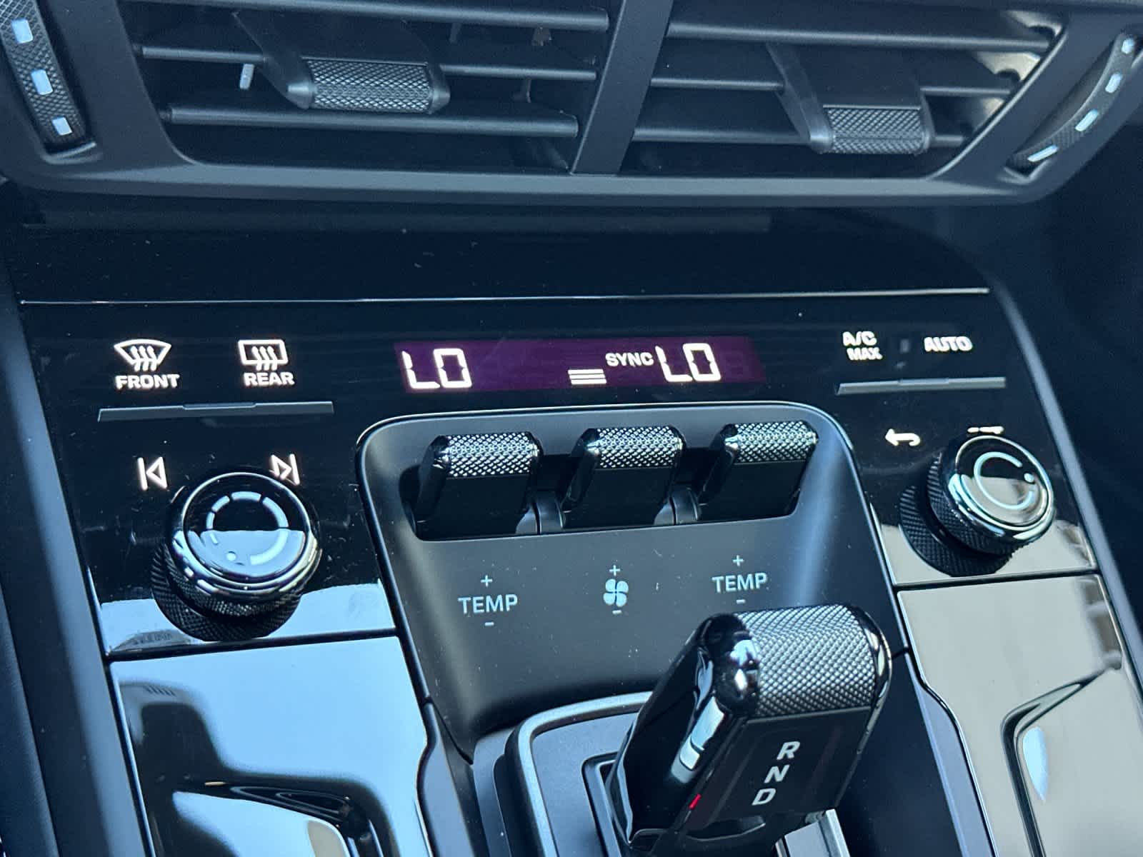 Thumbnail: 2026 Porsche 911 - 20